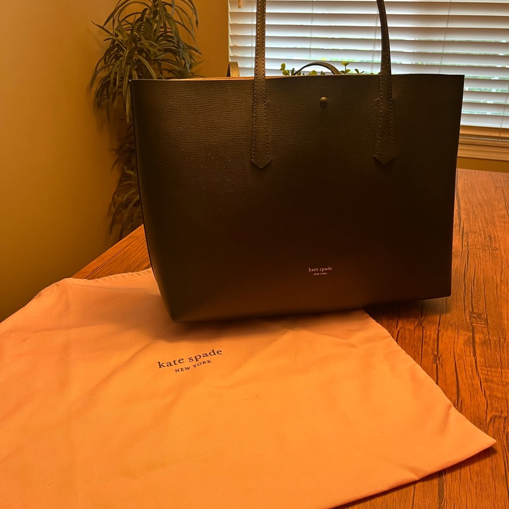 Kate Spade Dark GreenTote Bag
